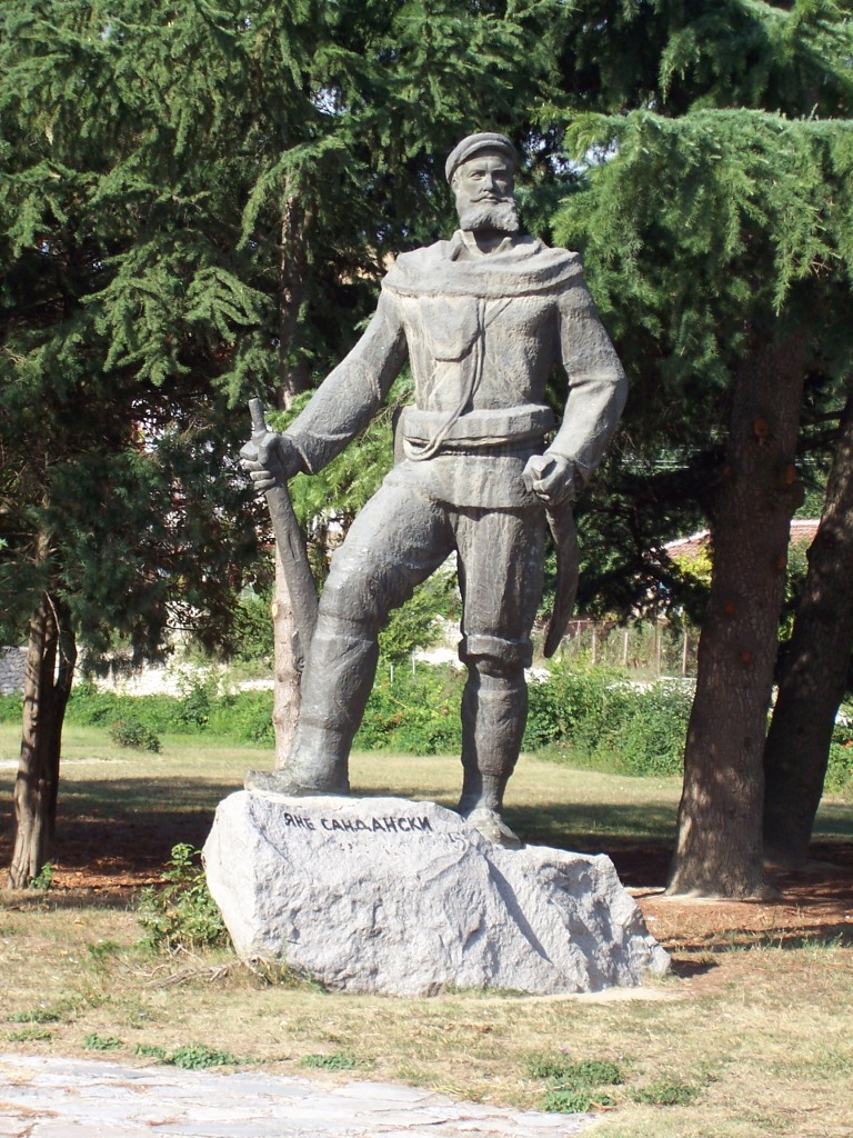 Jane Sandanski Denkmal in Melnik